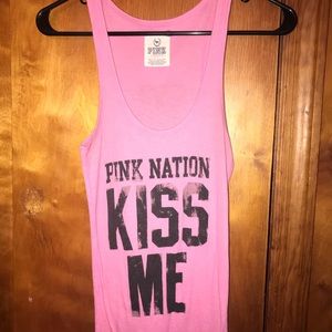 Victoria Secret PINK - kiss me tank top